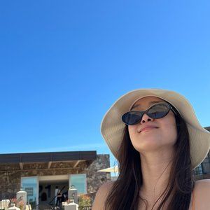 Meet your Posher, Lydia